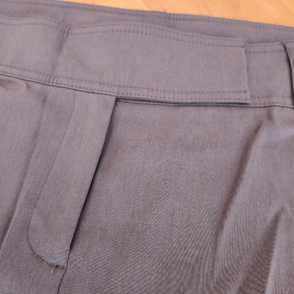 Lane Bryant Chocolate Brown 7/8 Length Cropped Pants Size 20 - Picture 3 of 9